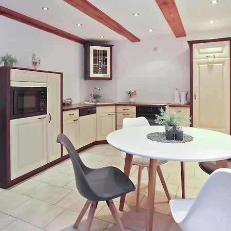 Apartment 2 Bedroom Nice In Kuckssee Ot *