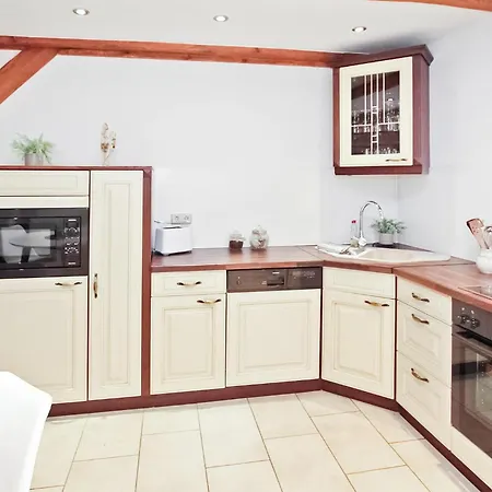 2 Bedroom Nice In Kuckssee Ot Apartment *